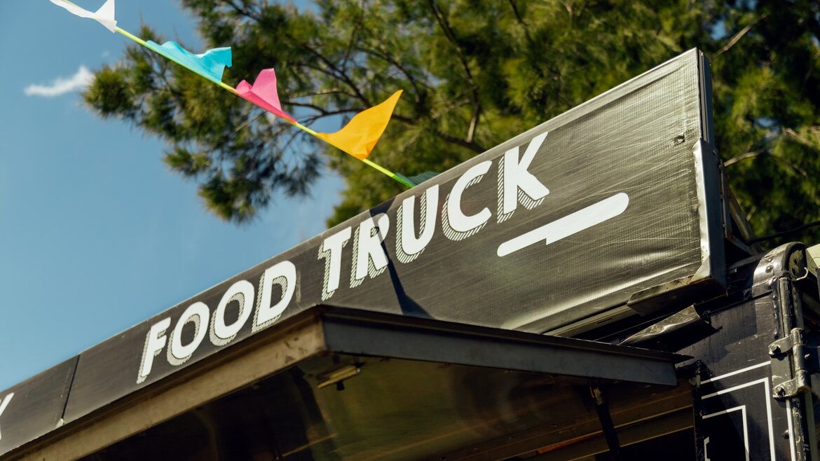 Food truck nie musi być jedyną formą prowadzenia gastronomii. Food truck nie musi być jedyną formą prowadzenia gastronomii.