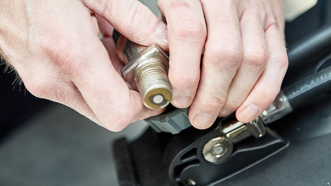 Cleaning respirator Cleaning respirator fire department Basel