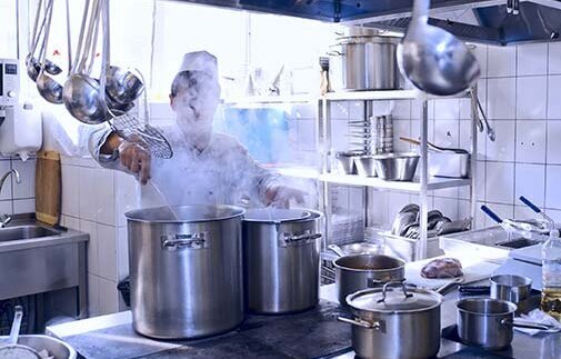 Humid kitchen Uncomfortable humid kitchen
