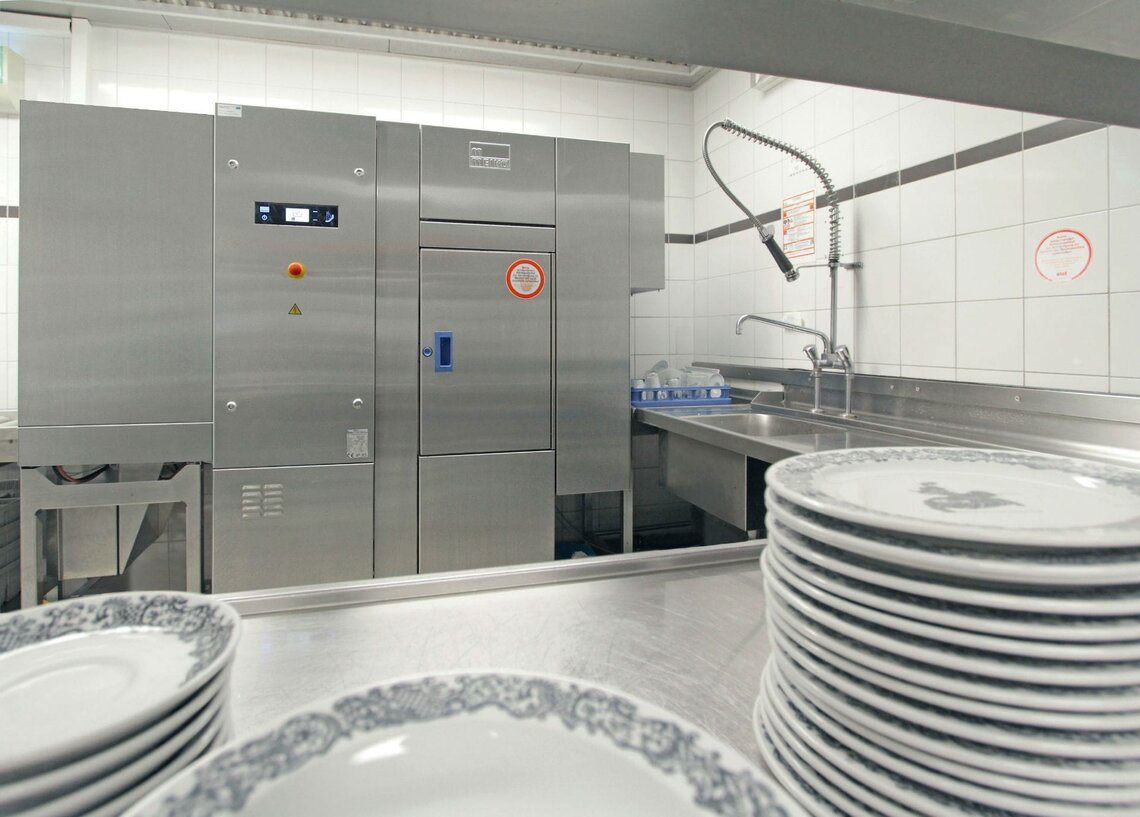 cavaliere professionale per lavastoviglie lavastoviglie professionale Hotel Ritter