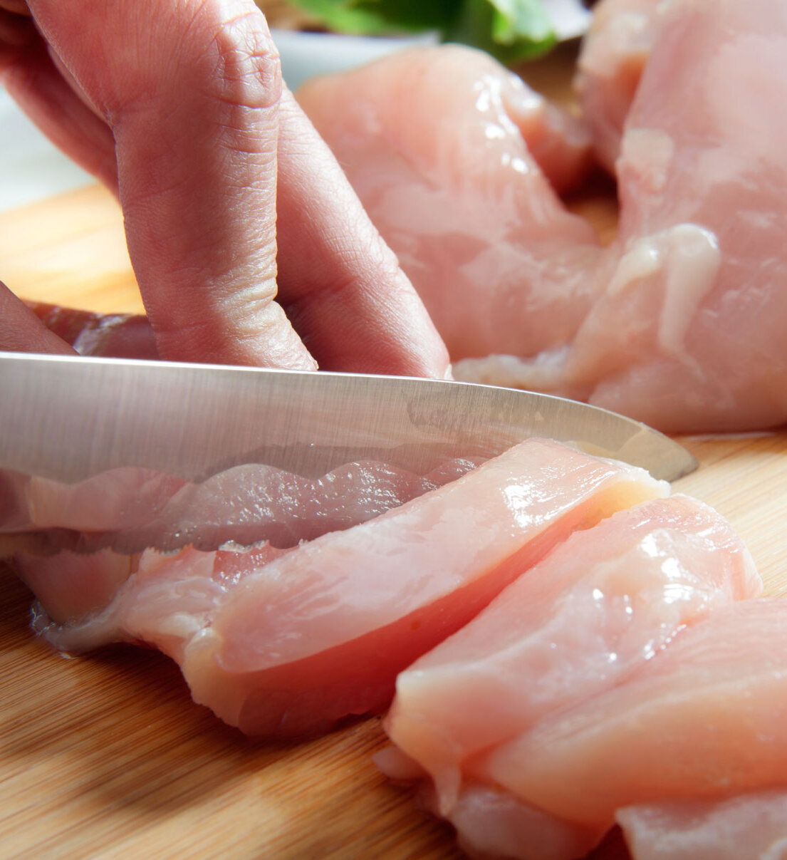 Preparation of raw meat Preparation of raw meat