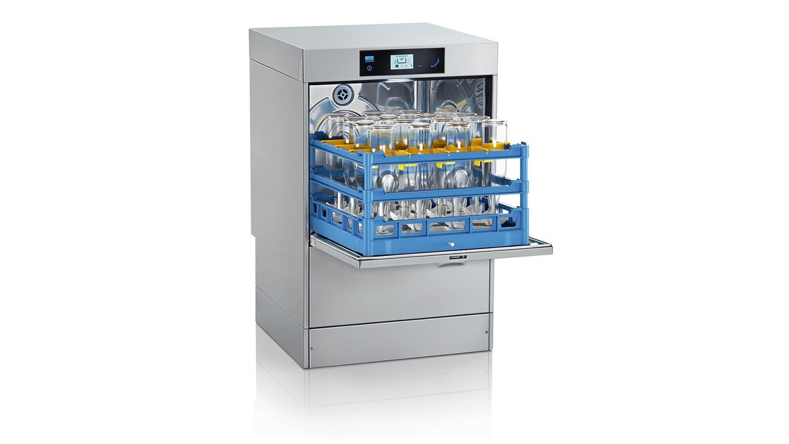 Lavastoviglie sottobanco M-iClean U con cesto speciale per il lavaggio perfetto e veloce di bottiglie e caraffe