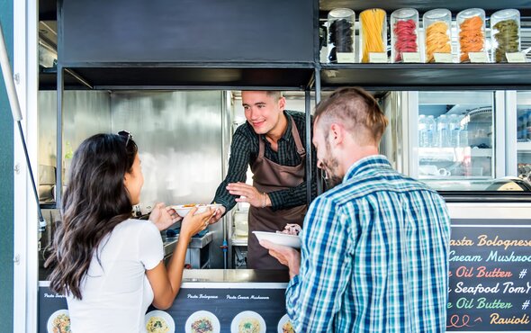 Otwarcie food trucka Otwarcie food trucka