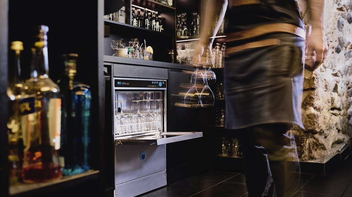 undercounter dishwasher undercounter dishwasher at a bar