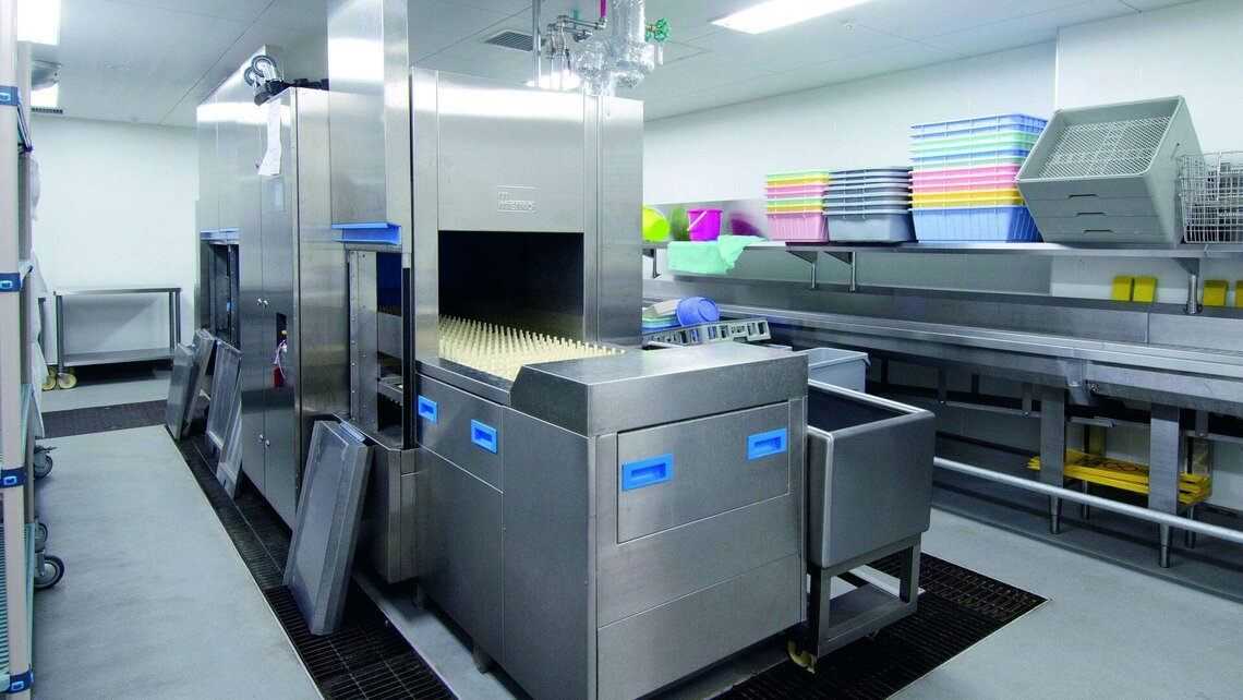 M-iQ Dishwasher flight type dishwasher M-iQ