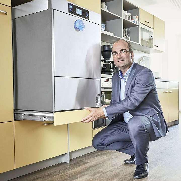 professionelle Spülmaschine M-iClean U professionelle Spülmaschine M-iClean U