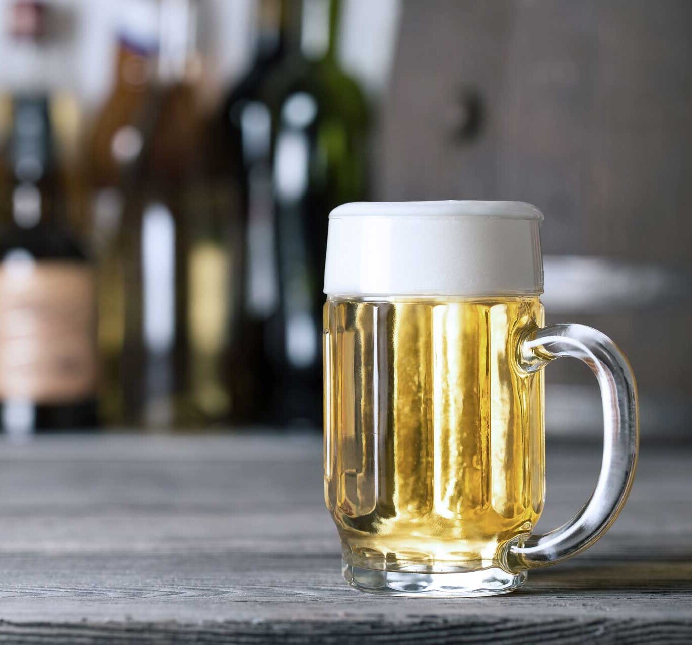 Ein frisch gezapftes Glas Bier macht Durst auf mehr