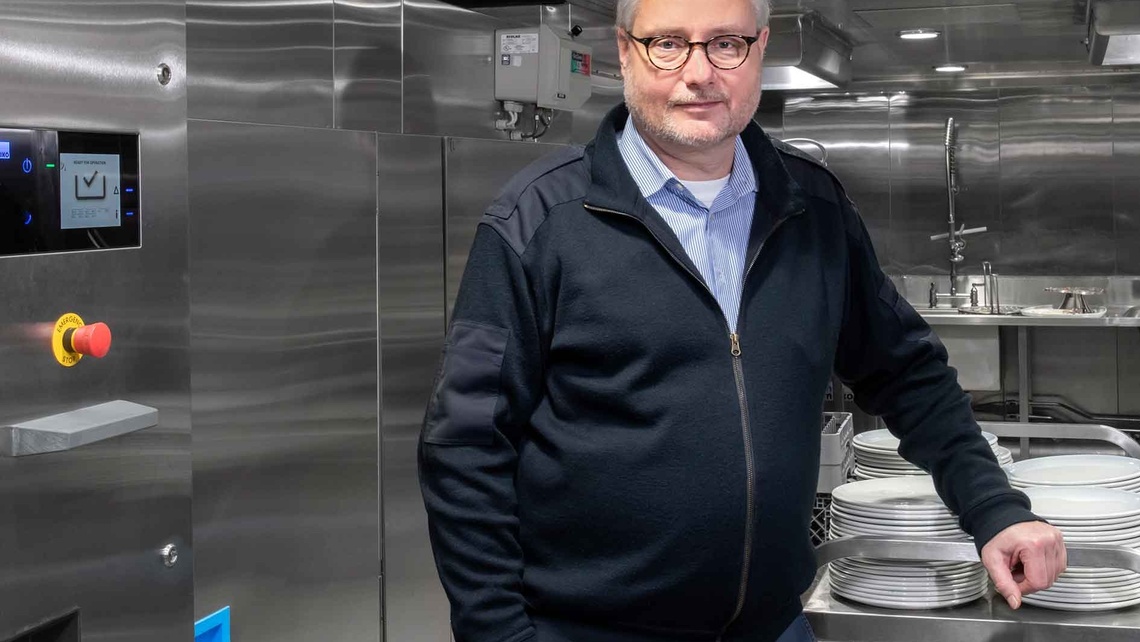 Jürge-Iver Sell, Public Health Manager