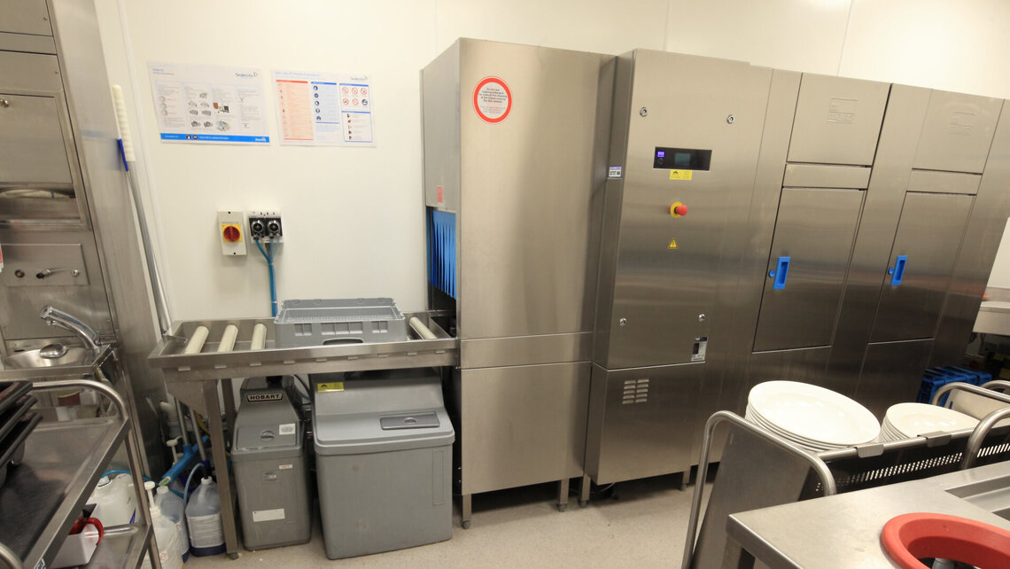 UPster lavavajillas de transporte de cestas UPster K rack conveyor dishwasher