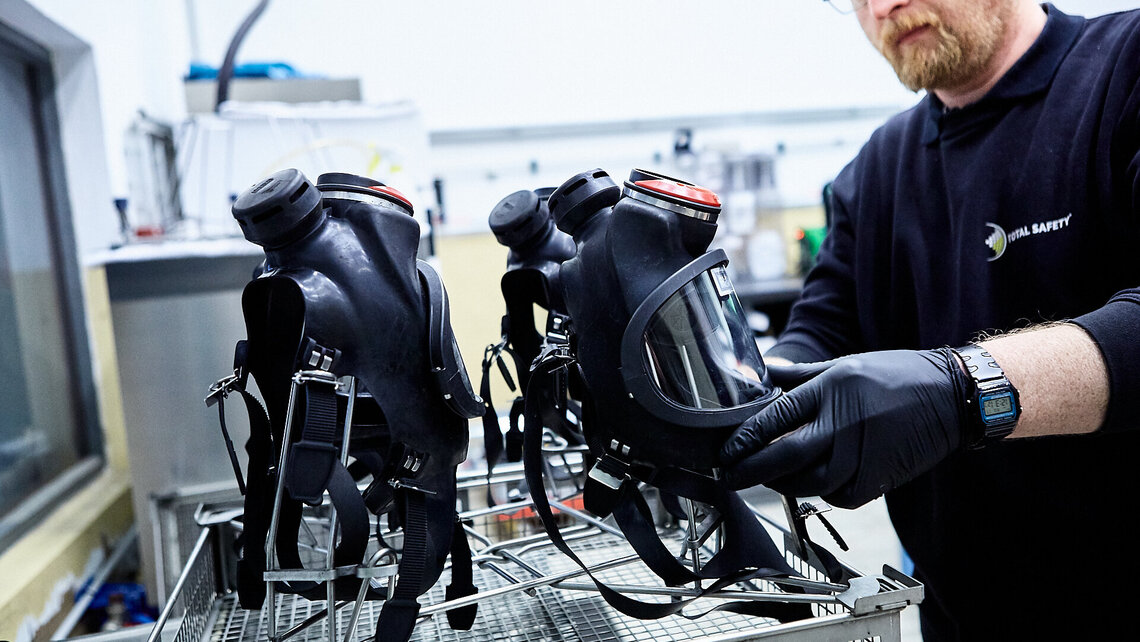 Clean BA masks Professionelle Reinigung von Persönlicher Schutzausrüstung