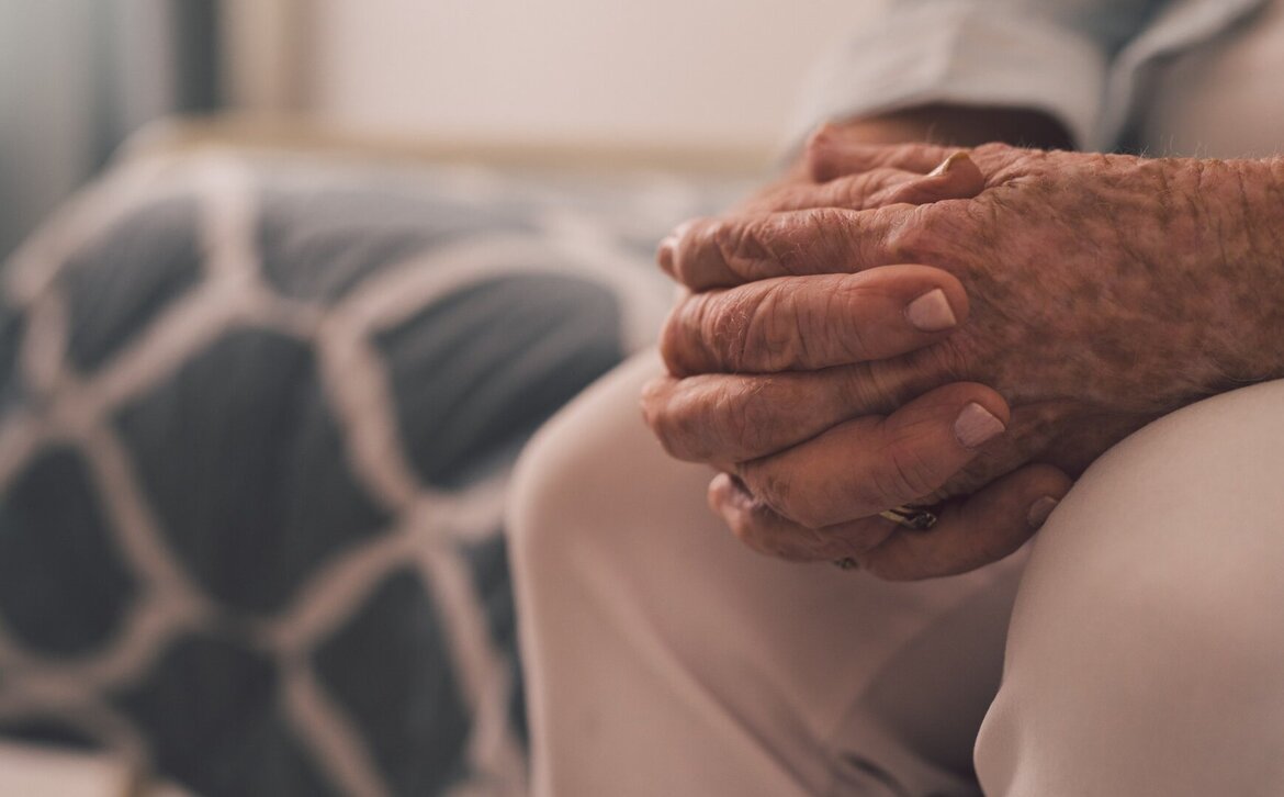 The elderly and those in need of care are a highly vulnerable group. The elderly and those in need of care are a highly vulnerable group.