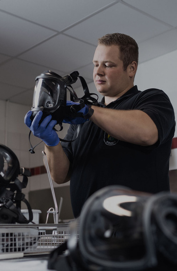 Respiratory protection for fire service & industry / personal protective equipment (PPE)