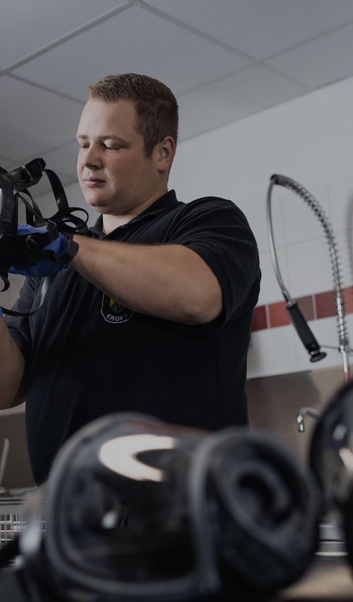 Respiratory protection for fire service & industry / personal protective equipment (PPE)