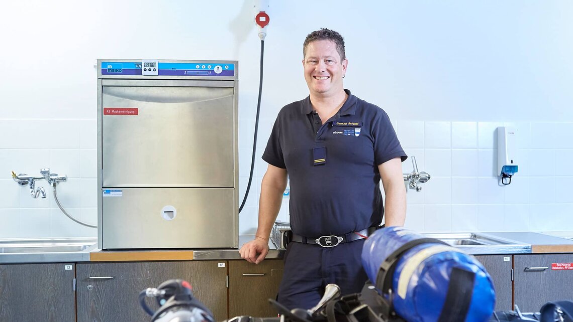 Samuel Schmid, Atemschutzgerätewart