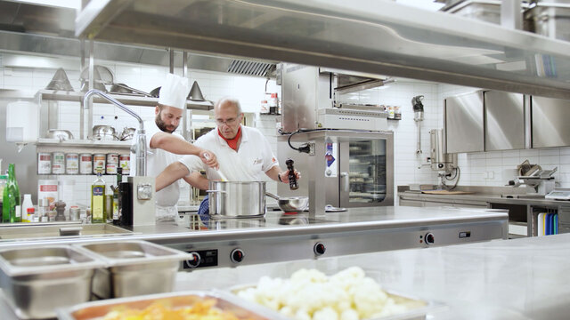 Studacker en zürich cocina