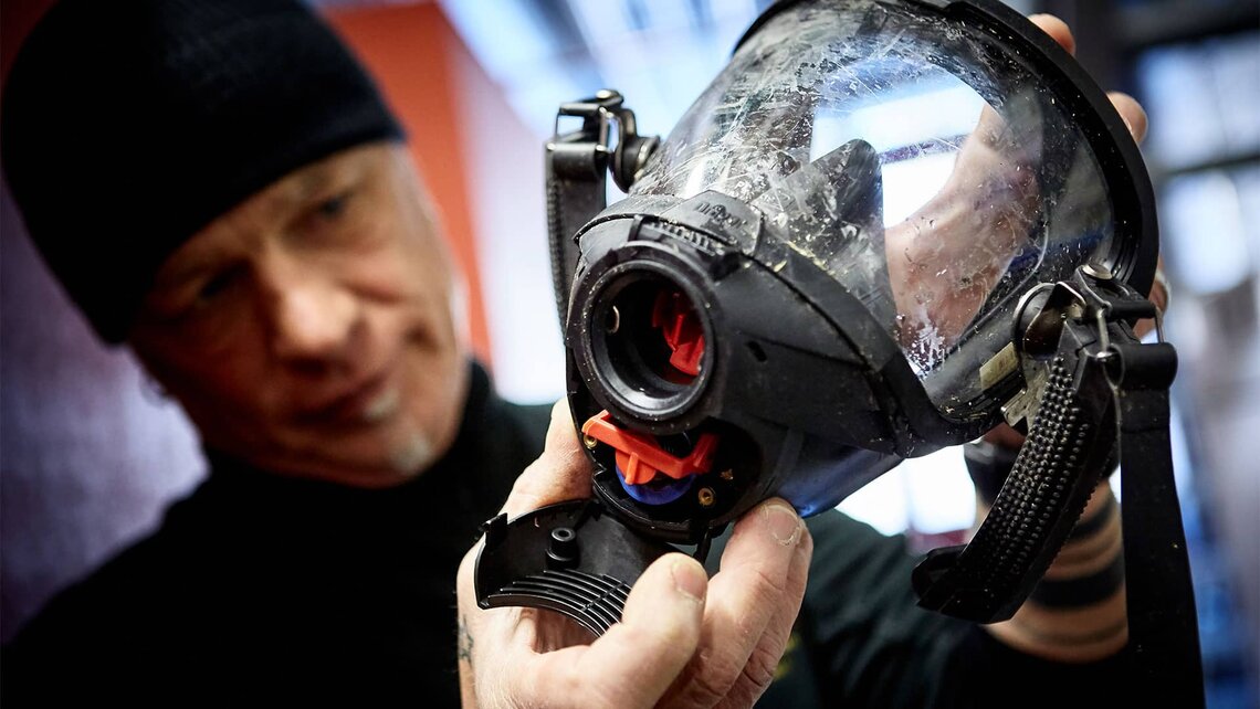 Atemschutzmaske Feuerwehr Bern MEIKO Maskenreinigung