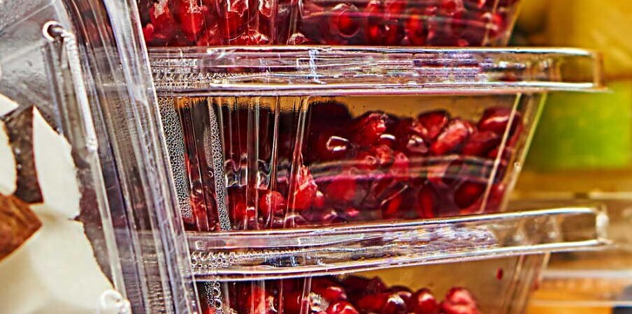 Fruit packed in plastic boxes Fruit packed in plastic boxes