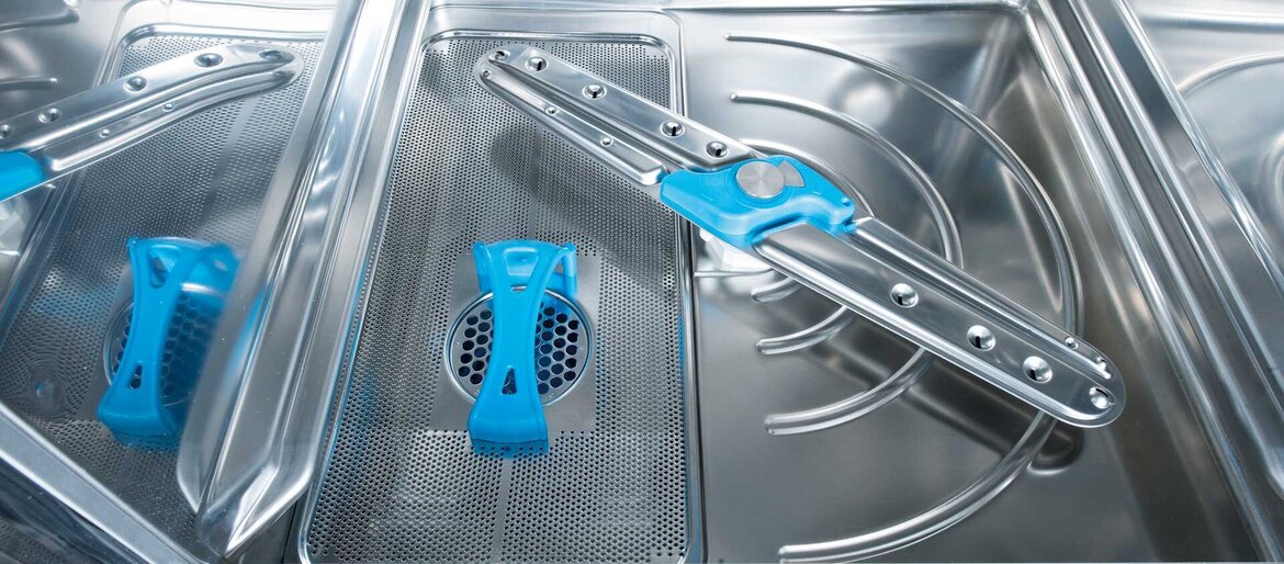 The blue operating concept in a M-iClean dishwasher The blue operating concept in a M-iClean dishwasher