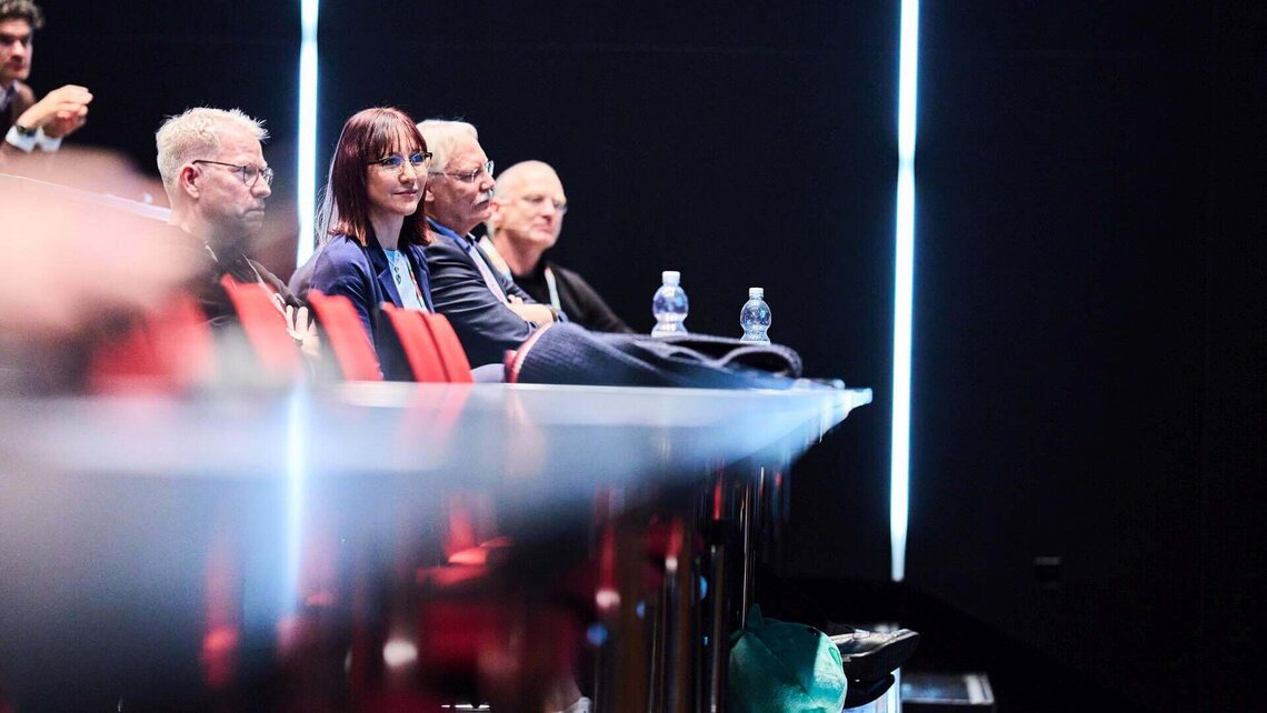 Vortragende aus Wirtschaft und Wissenschaft zum UN-Nachhaltigkeitsziel sauberes Wasser und Sanitärversorgung Vortragende aus Wirtschaft und Wissenschaft zum UN-Nachhaltigkeitsziel sauberes Wasser und Sanitärversorgung