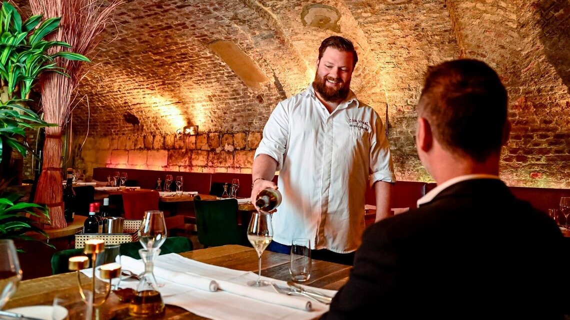 Chef Björn Dijkstra serves matching wine pairings