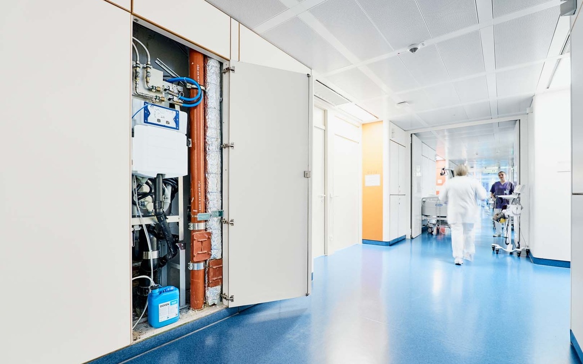 Maintaining TopLine appliances from the corridor