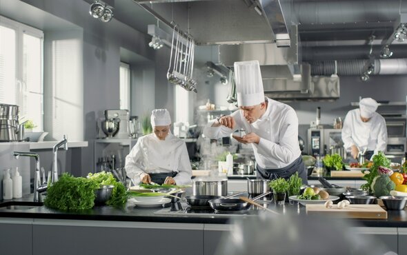 Niezbędny sprzęt gastronomiczny do lokali różnego typu - pubu, pizzerii, restauracji Niezbędny sprzęt gastronomiczny do lokali różnego typu - pubu, pizzerii, restauracji