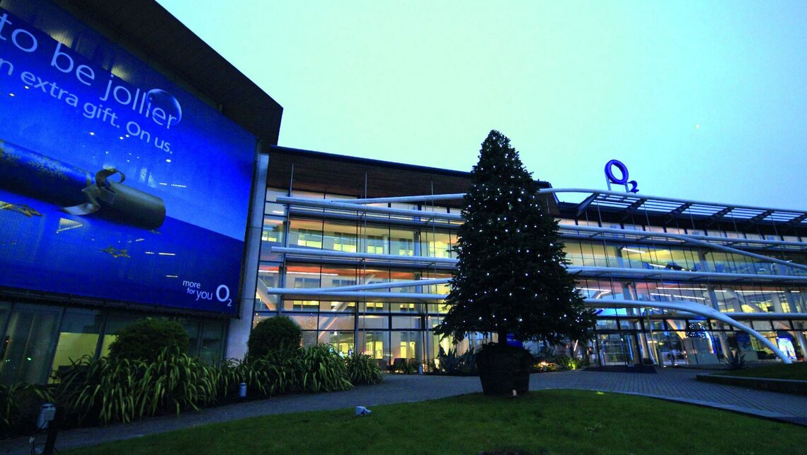 O2 UK building